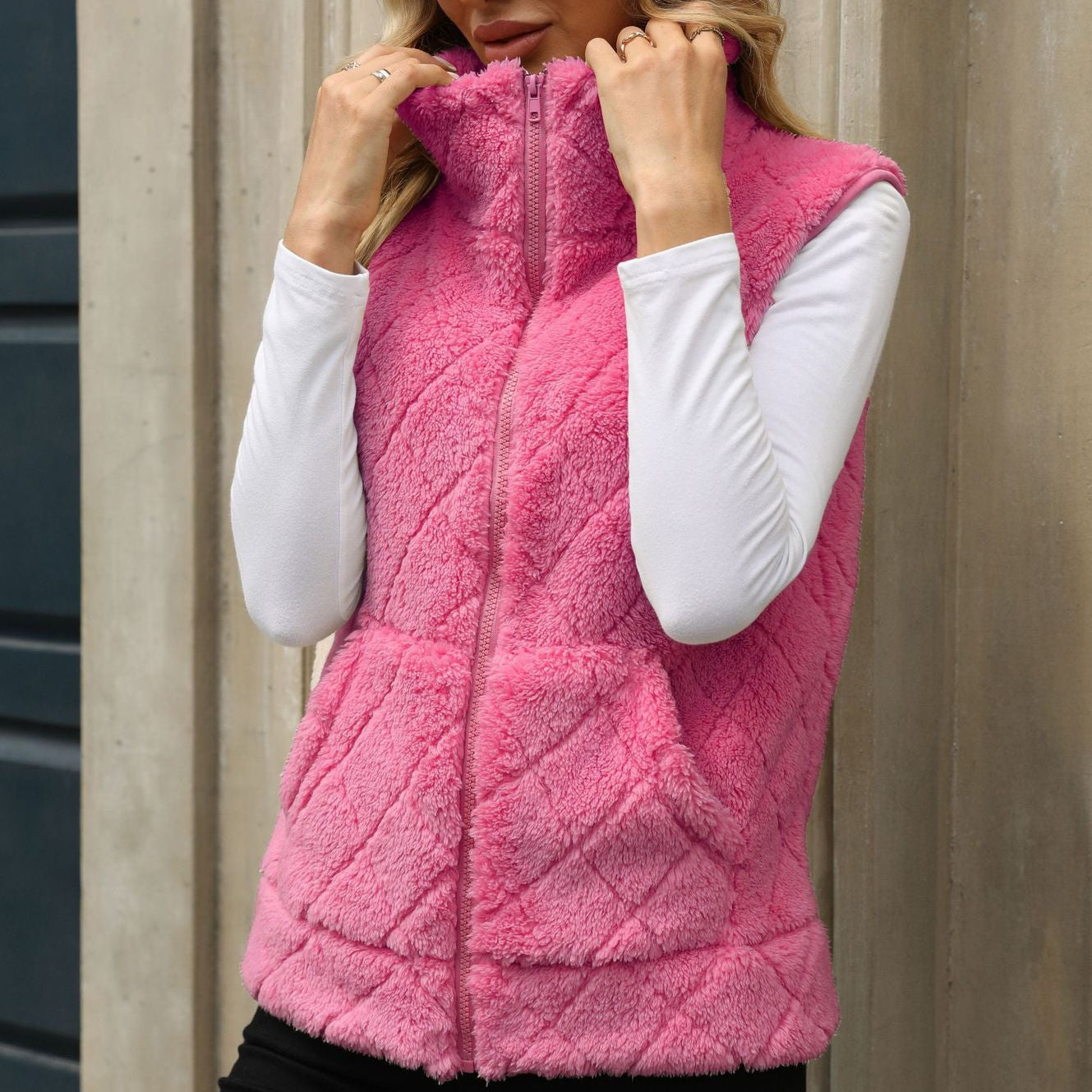 Loose Zip Diamond Lattice Coat Plush Vest